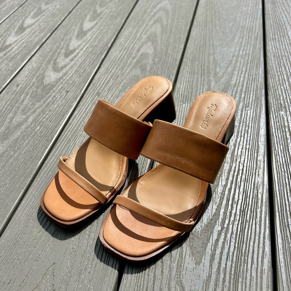 Madewell tan leather chunky heel mules slide sandals